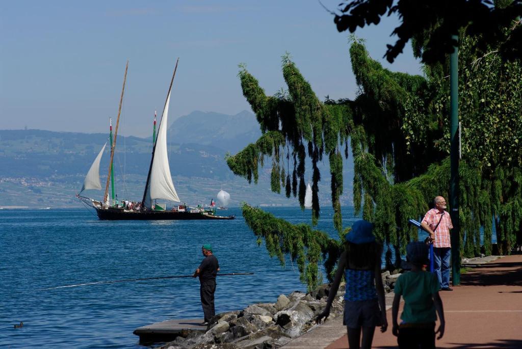 L'Oasis Otel Évian-les-Bains Dış mekan fotoğraf